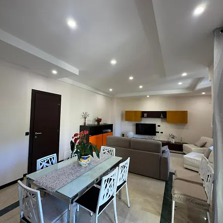 Apartment La Rondinella