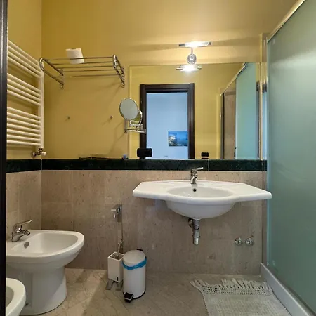 Apartment La Rondinella *